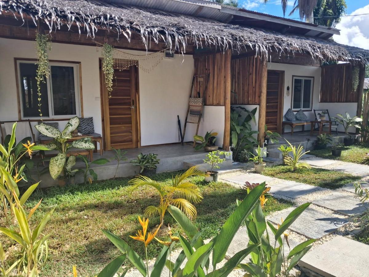 Sunset Garden - Bed and Breakfast San Vicente