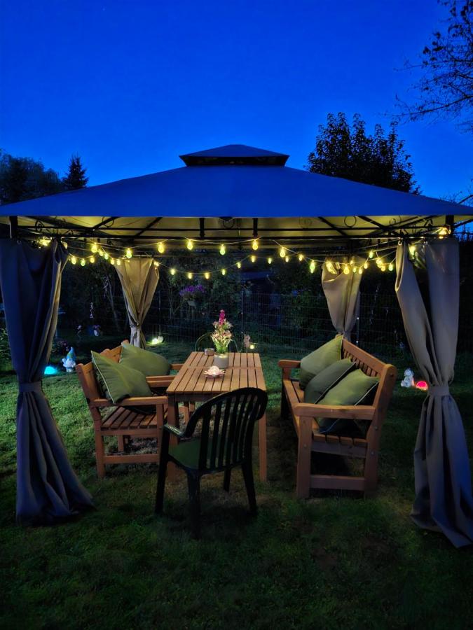 Moos und Morgenlicht - B&B Ellershausen