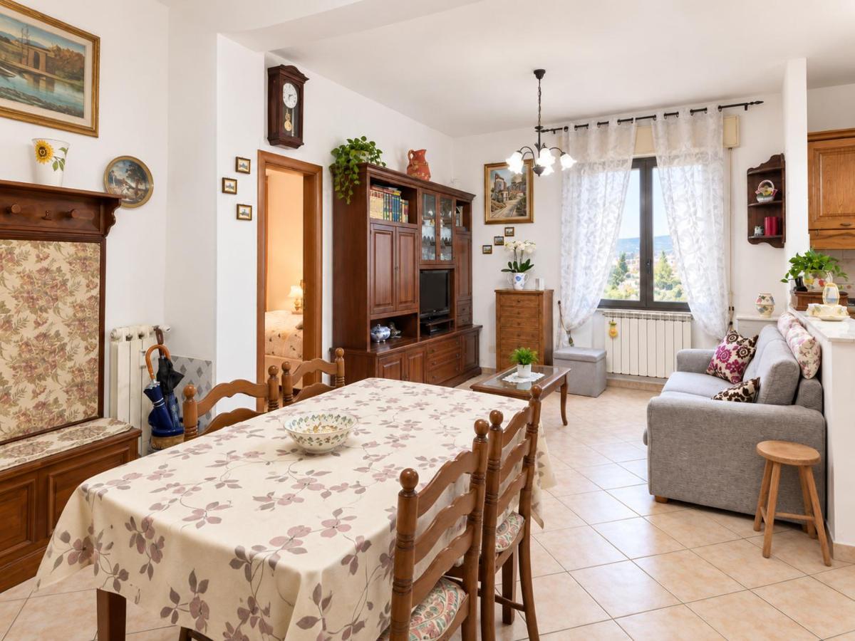 Nini House - Bed and Breakfast Scandicci