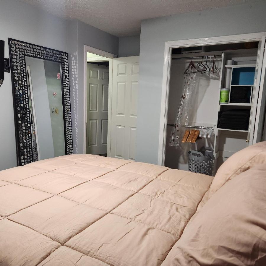 A room on a farm - B&B New Albany