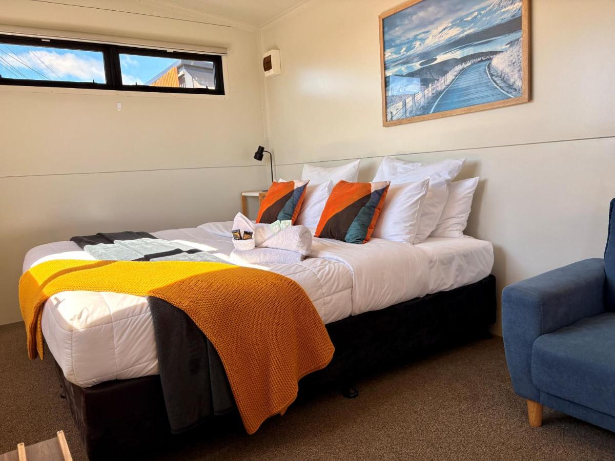 Stunted Totara, Unit 2 - B&B Twizel