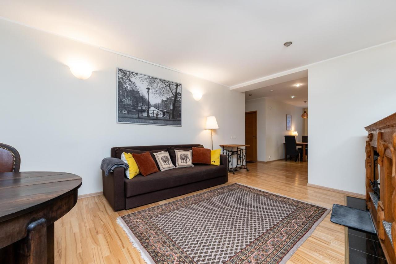 5 min from Port - free private parking - 1BR - Bed and Breakfast Tallinn