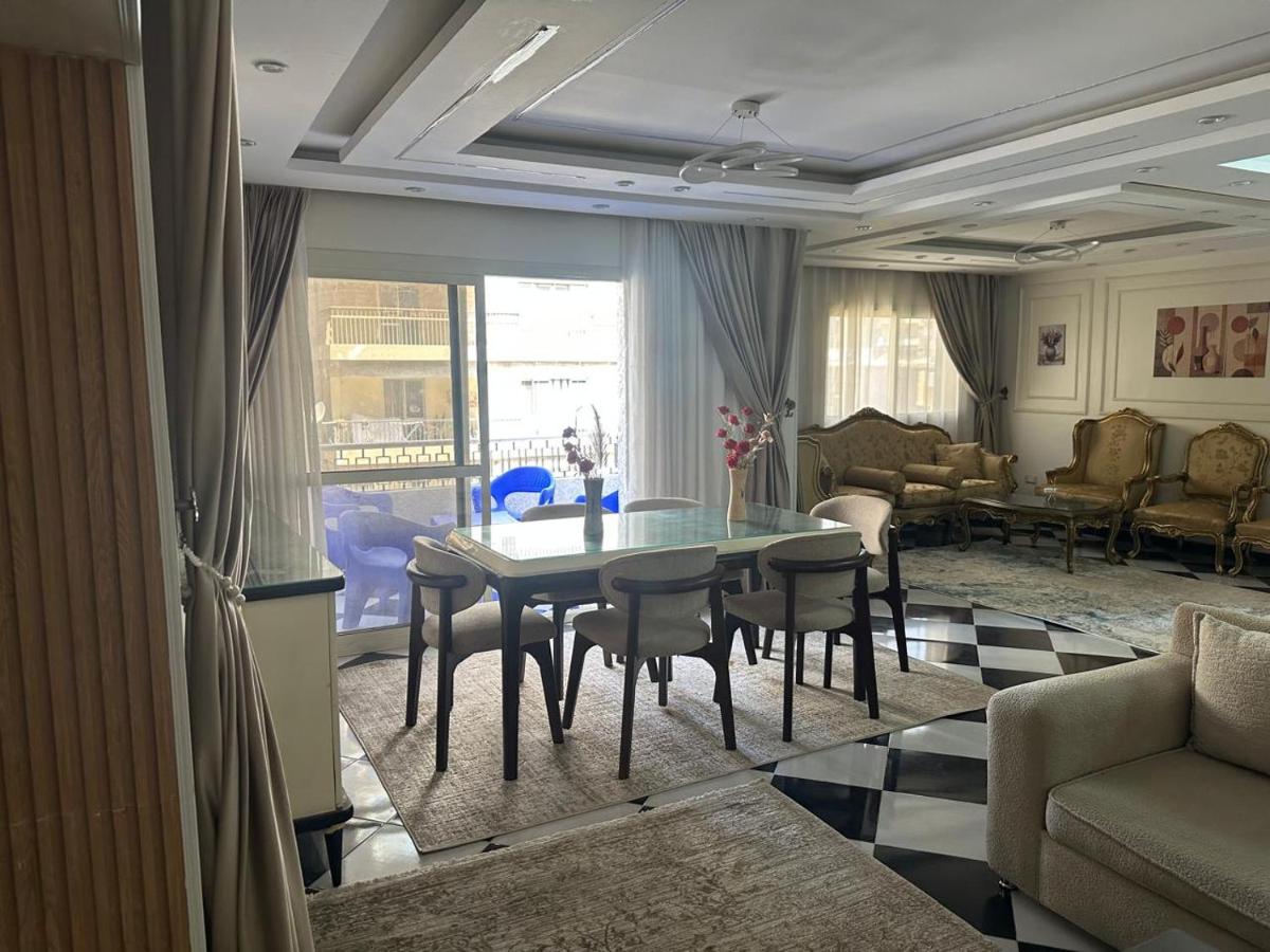 Fully Furnished Apartment in the Heart of Cairo Naser city - Bed and Breakfast Caïro