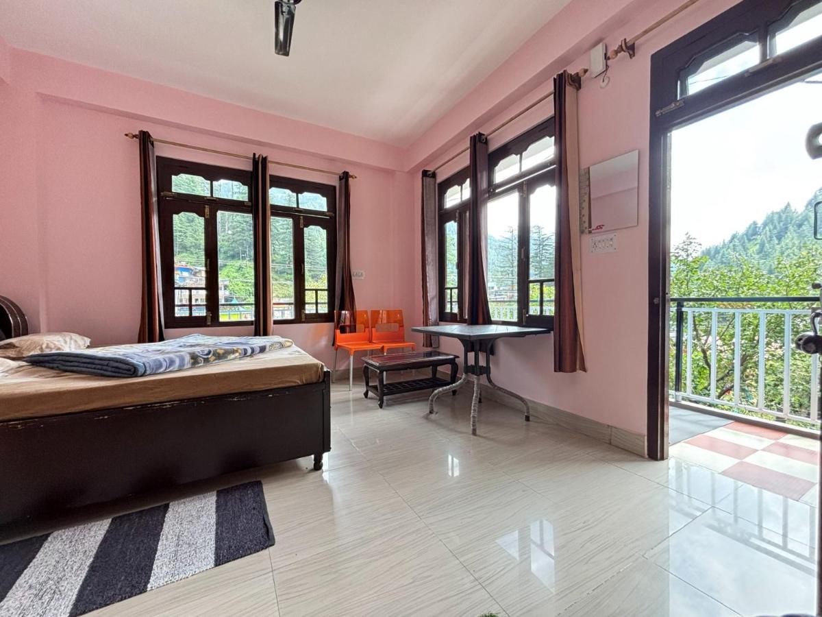 Varun Home Stay - Bed and Breakfast Barot