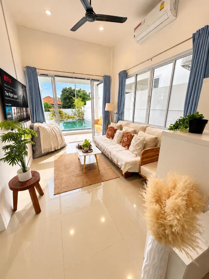 Golden Hour Villa Private Pool & Billiards - B&B Choeng Mon Beach