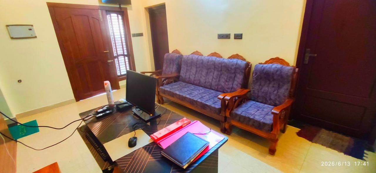 SRINIVASA KANYAKUMARI HOMESTAY Sea View Rooms - B&B Kovakulam