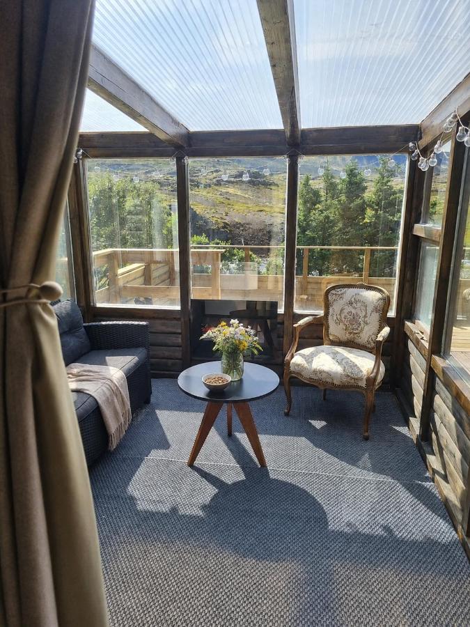 Fagrahlíð, cozy cabin in Snæfellsnes - B&B Olafsvik