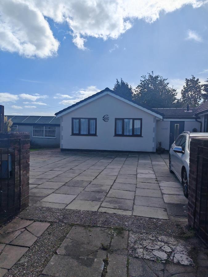 Chota Gher Apartment - B&B Widnes