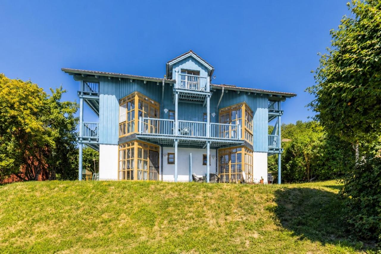 Erholung pur - Ferienwohnung direkt am Golfplatz und See - B&B Rötz