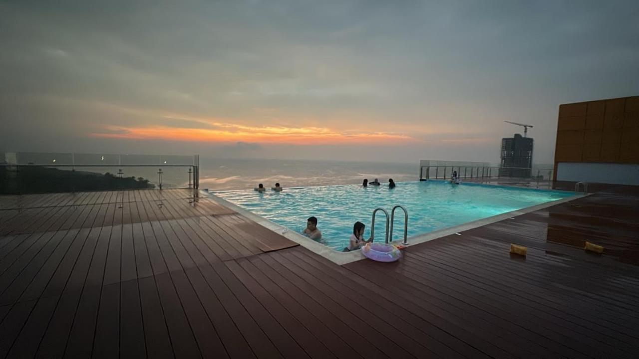 Luma haven homestay at crown pacific residences - B&B Bintulu