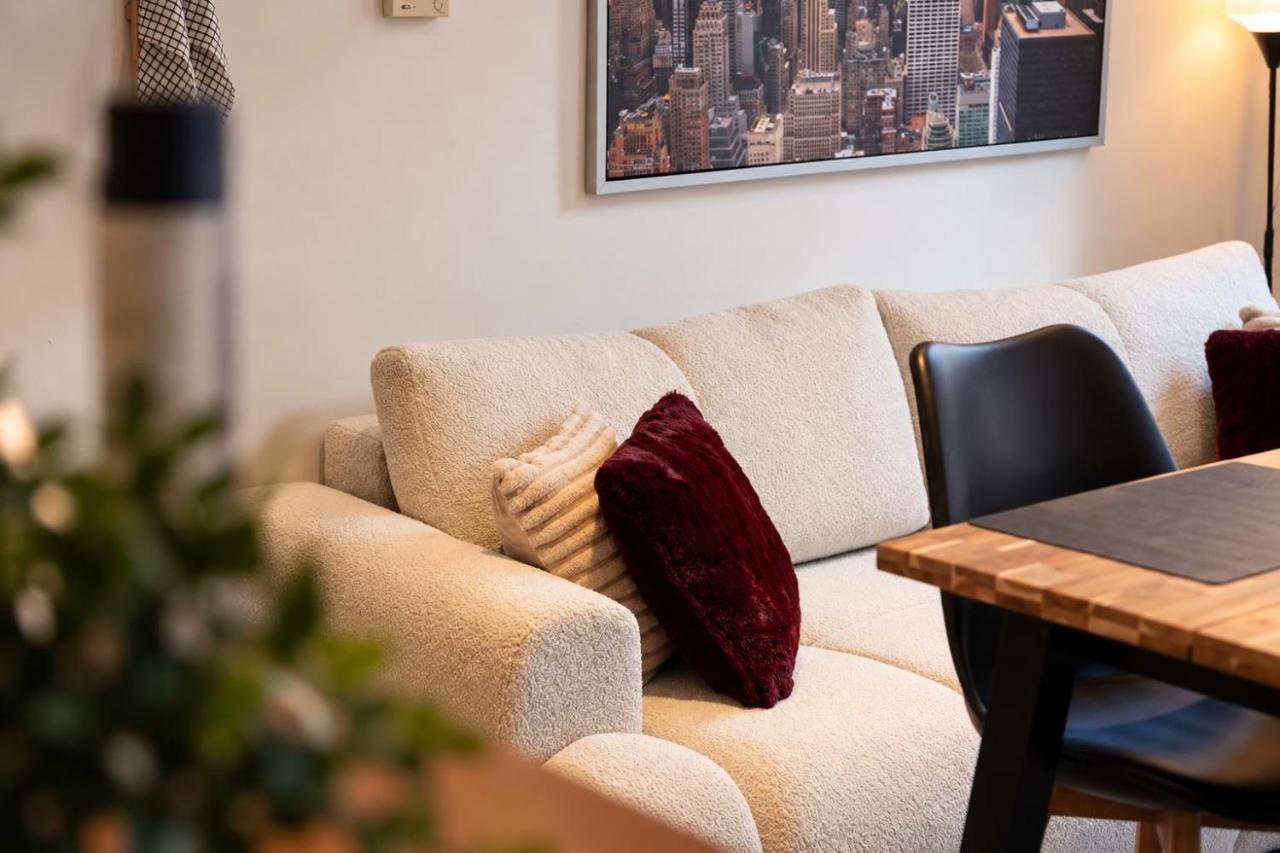 Grand Place Residence Luxury Studio in Central Brussels - steps from Grand Place - B&B Bruxelles