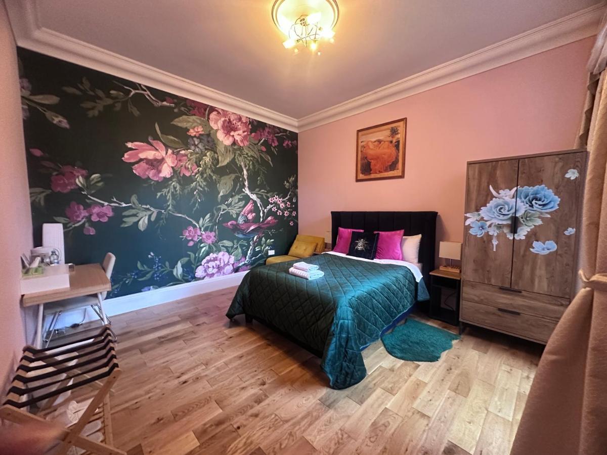 Rosie Blue - B&B London