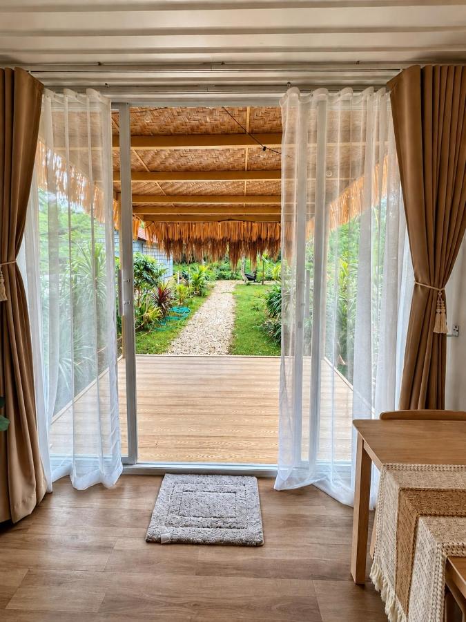 Camper Cabin by MC Rentals Siquijor - B&B San Juan