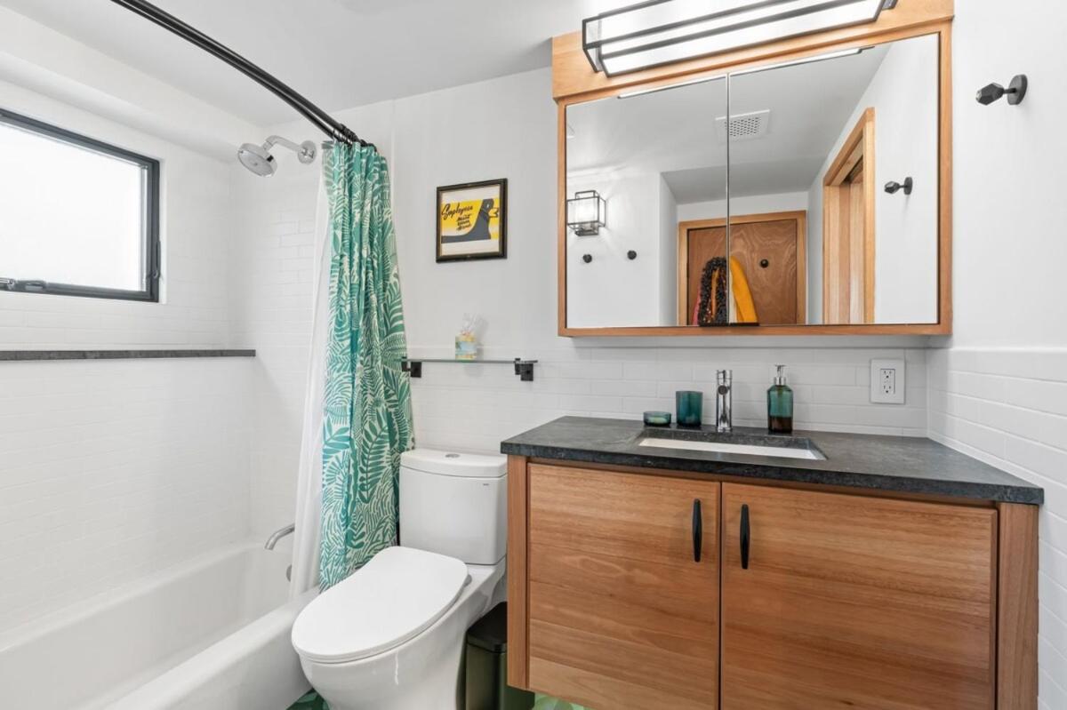 The Modern Tree Houses - B&B Cold Spring Harbor