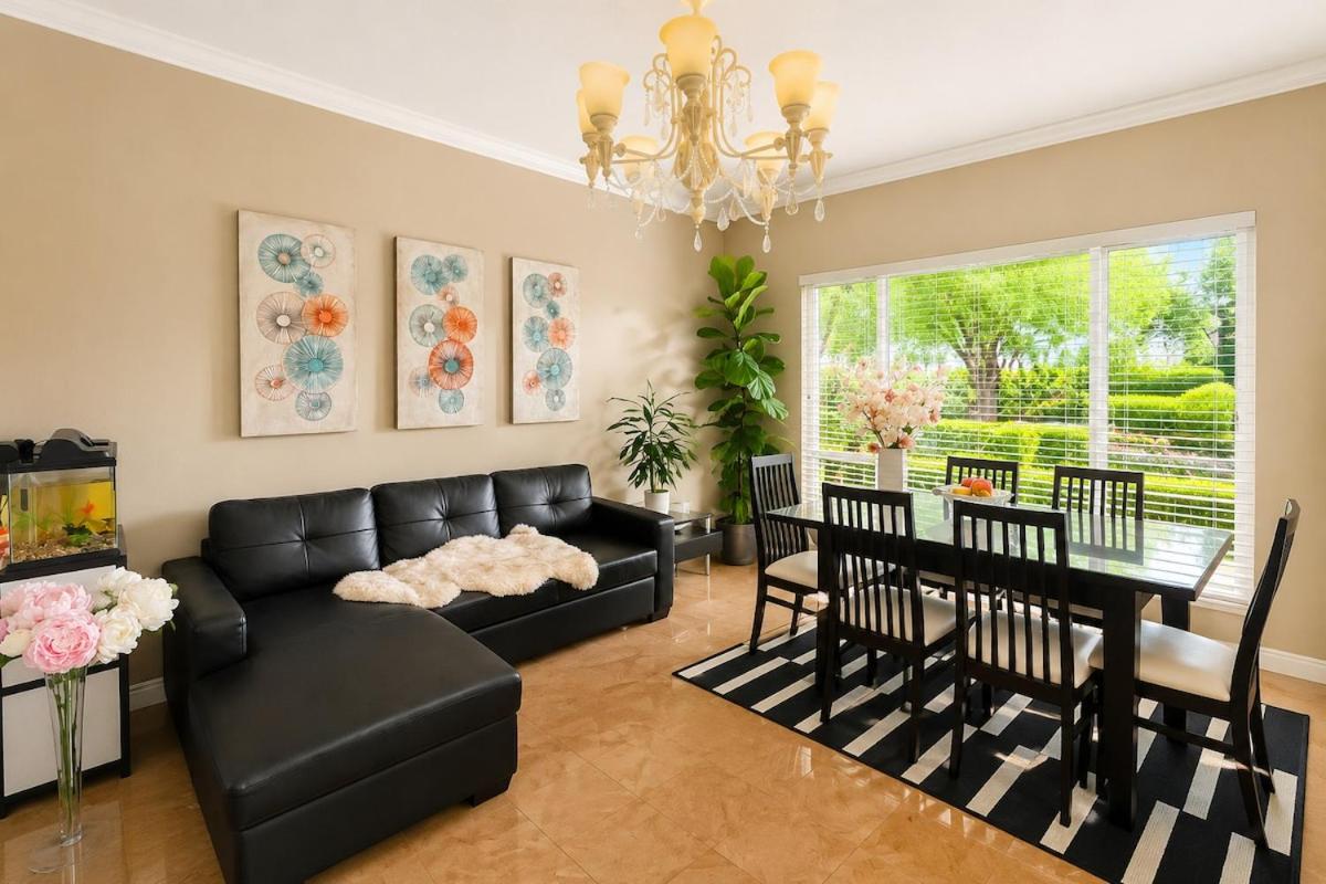 Trafalgar House - Upper 2BR to UBC & Downtown - B&B Vancouver
