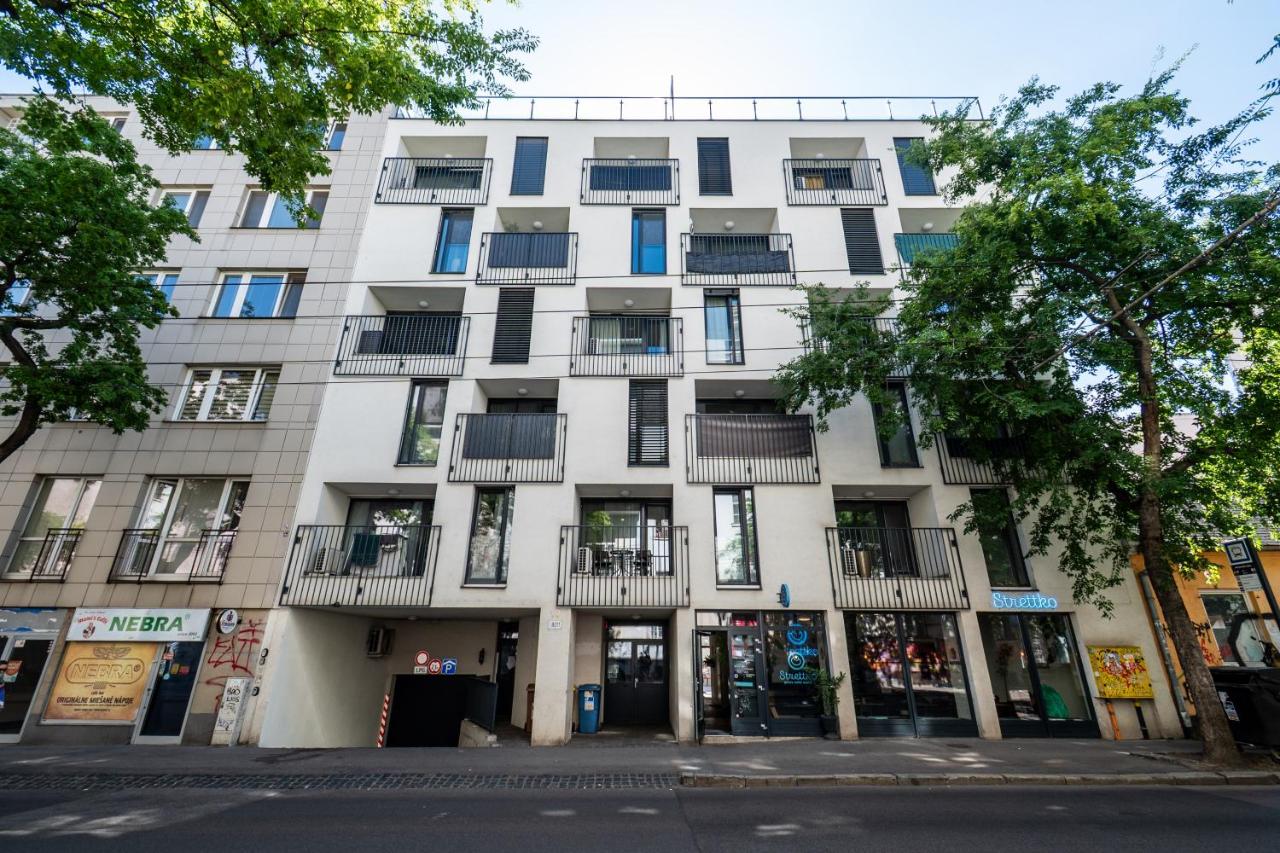 City Center Apartment - Modern & Elegant - B&B Bratislava