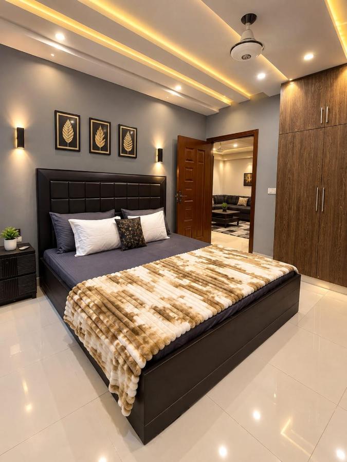 Executive 2-Bed Apartment, Netflix, WiFi, AC, E-11 Islamabad - B&B Islamabad