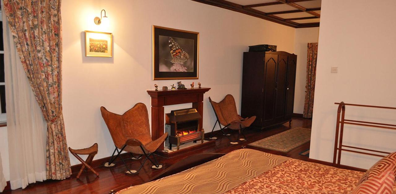 Tweepersoonskamer met Gedeelde Badkamer