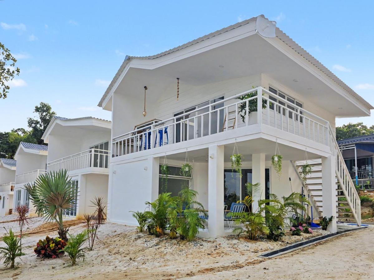 SAMSARA Modern Apartments & Villa Long Set Beach - B&B Kaôh Rŏng