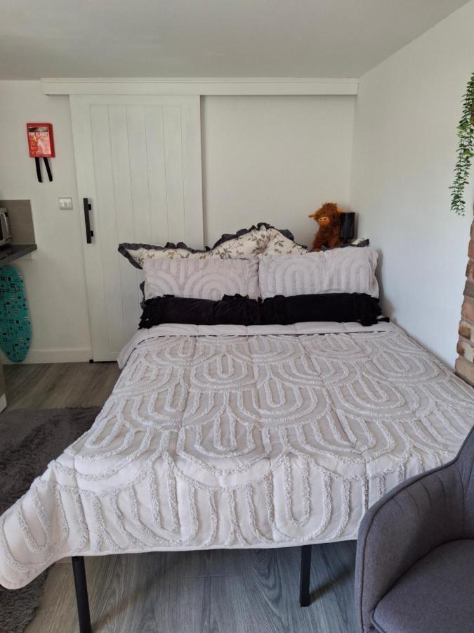 Nett'Als Lodge Studio Apartment - B&B Derby
