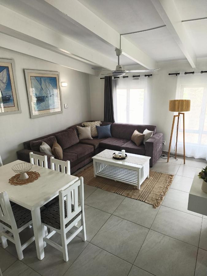 Chakas Rock Chalets 28 - Ground floor unit, close to beach - B&B Ballito