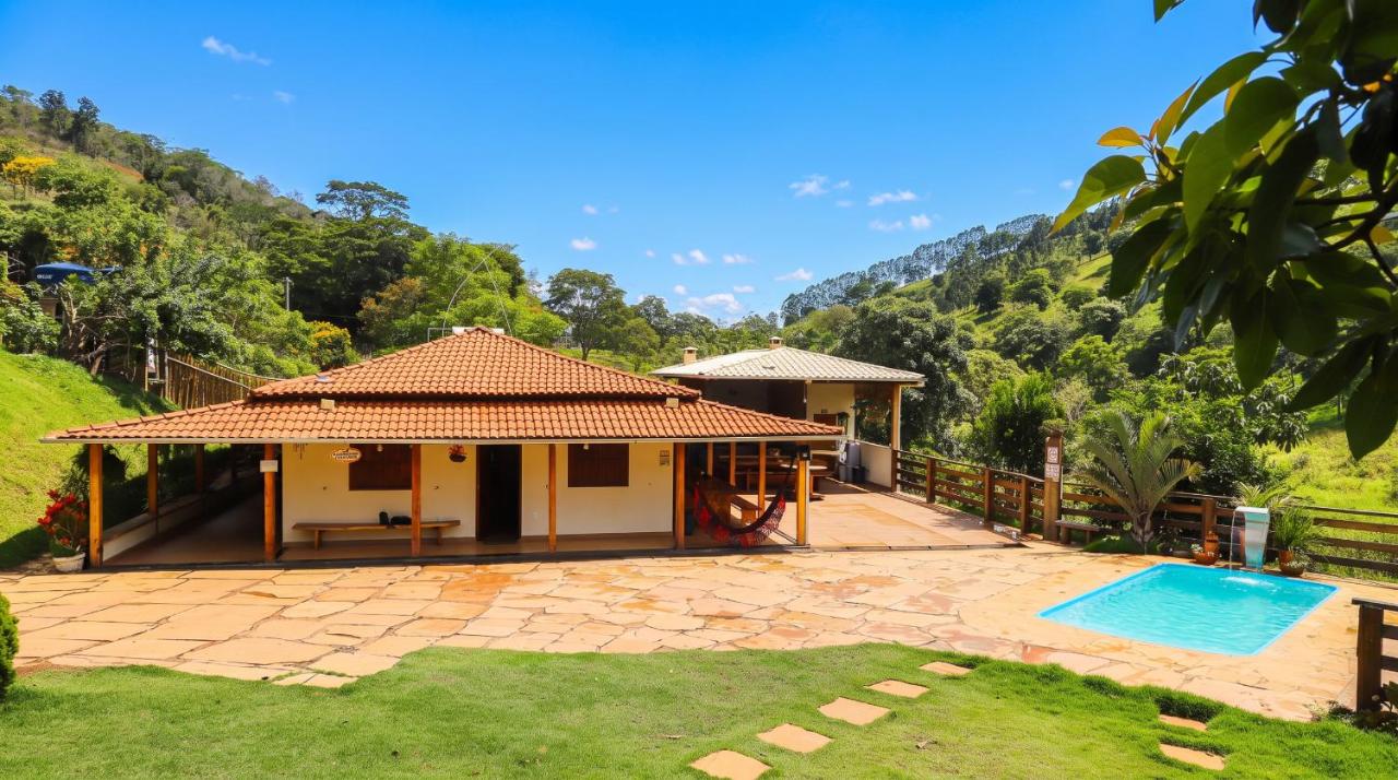 Sítio para 8 com Piscina Aquecida e Área Gourmet - B&B Sabinópolis