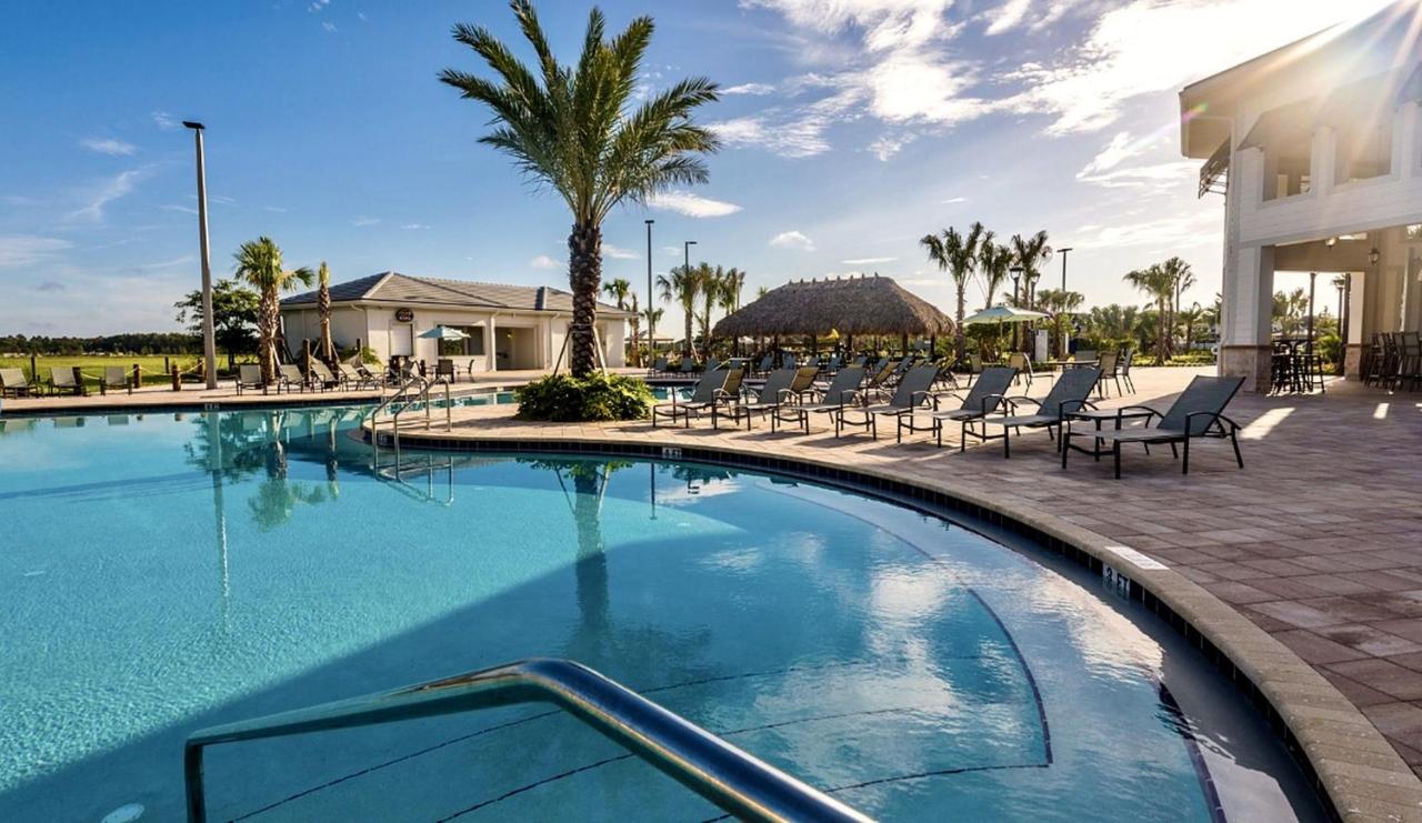 Gorgeous 2BR lakeview Condo with Waterpark - Chambres d'hôtes Kissimmee
