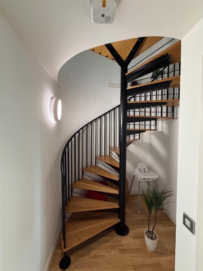 Leeds Skyline Penthouse I Free Parking I Sleeps 7 - B&B Leeds