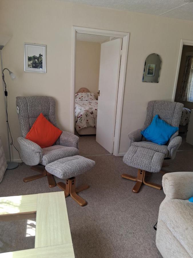 Doniford Larch Bungalow - B&B Watchet