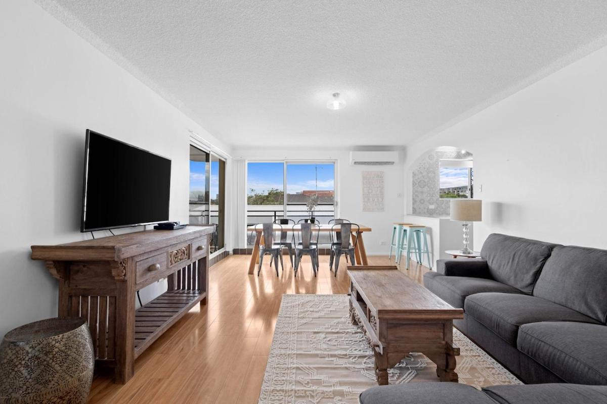 Aqua Haven - 2-bedroom unit with lake view! - B&B Forster