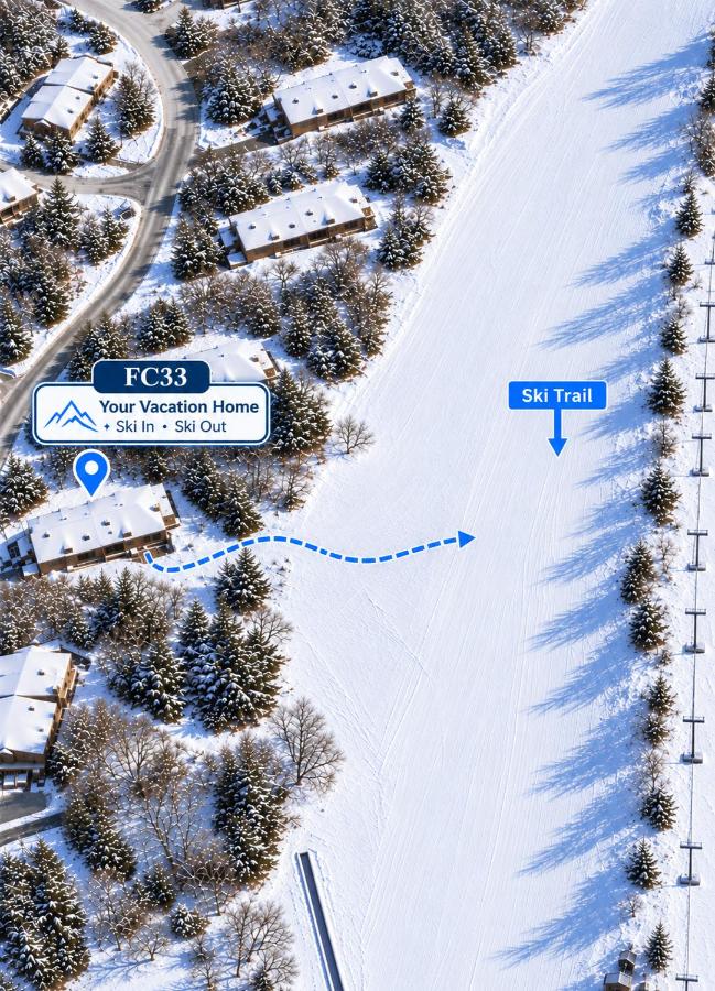 F33 Renovated Ski-in Ski-out Forest Cottage Townhome with Modern Updates - Chambres d'hôtes Bretton Woods