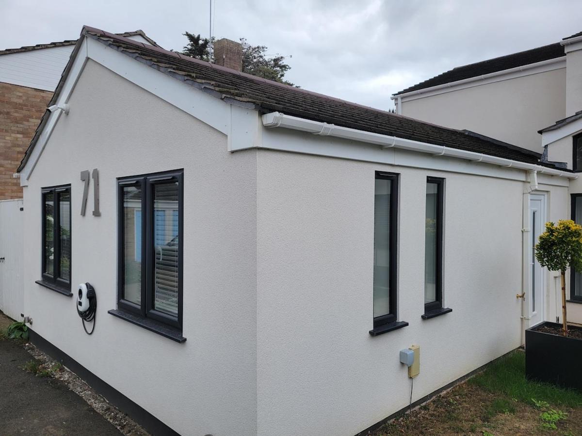 Modern 2 Bed Conversion with Free Parking - B&B Henley on Thames