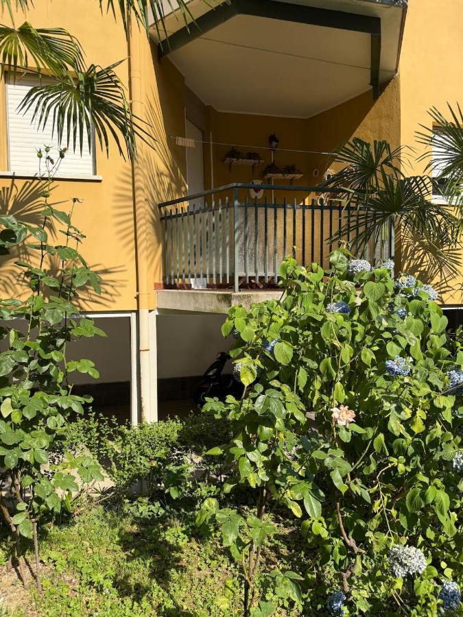 Vacanza dalla Nonna Apartment - Como - B&B Como