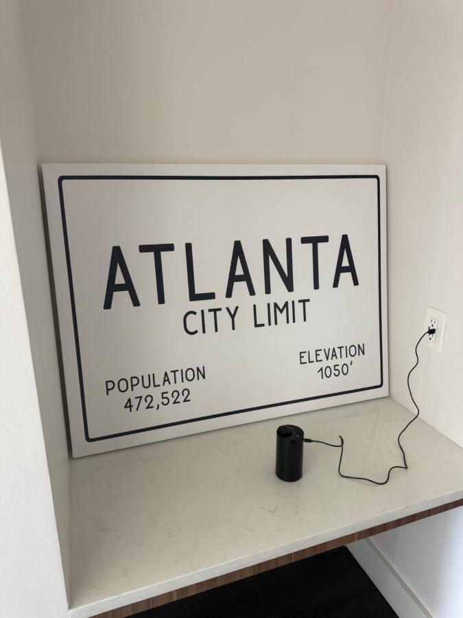 City Views in Midtown Sleeps 5 Gym and Pool - B&B Atlanta
