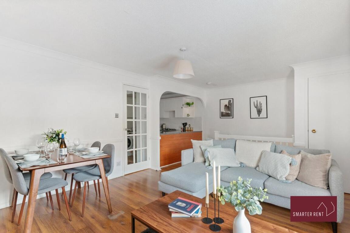 Hitchin - 2 Bedroom Maisonette - Bed and Breakfast Ickleford