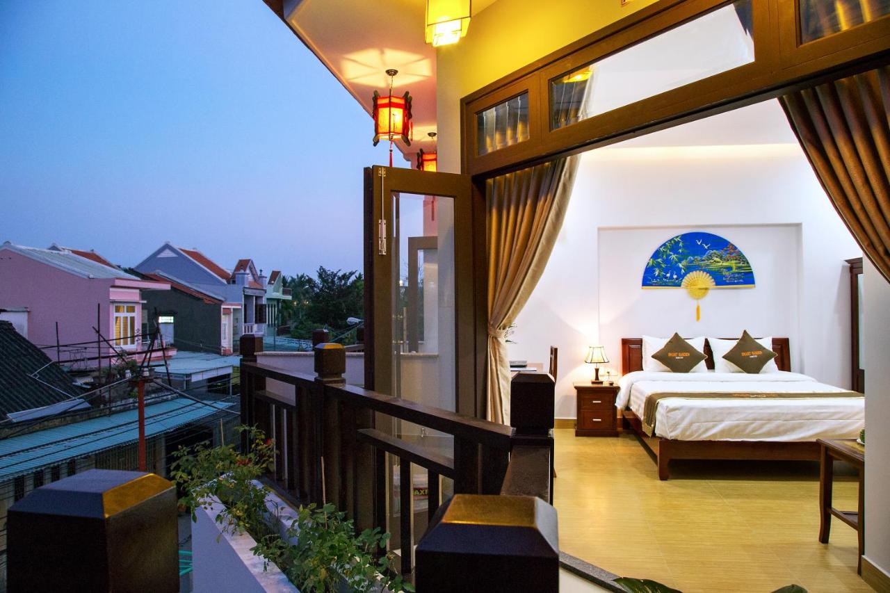 Deluxe Doppel-/Zweibettzimmer mit Balkon