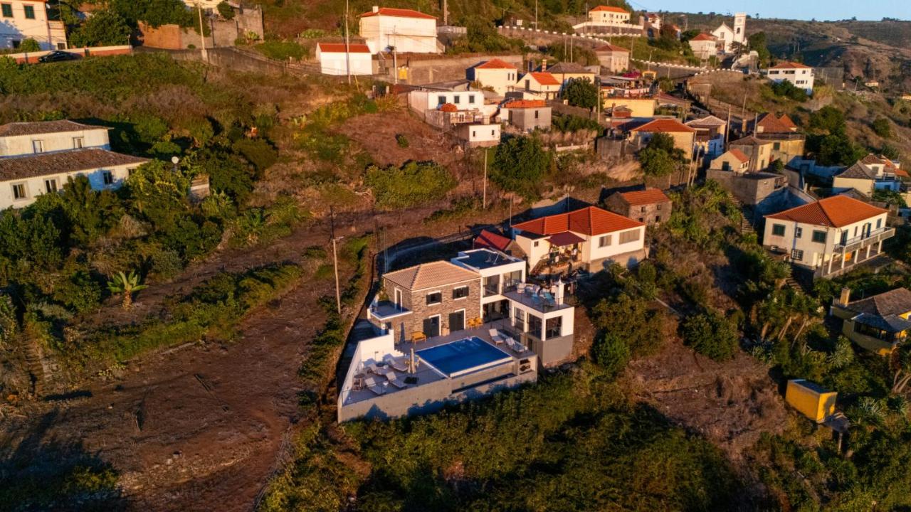 Villa Espigão With Pool - Ferienwohnung Fajã da Ovelha