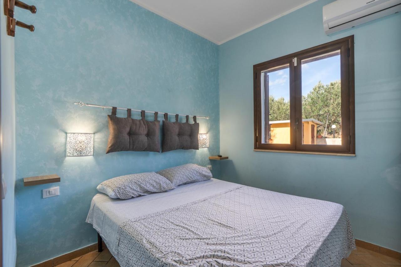 Villa Rosa Con Piscina - B&B Balestrate
