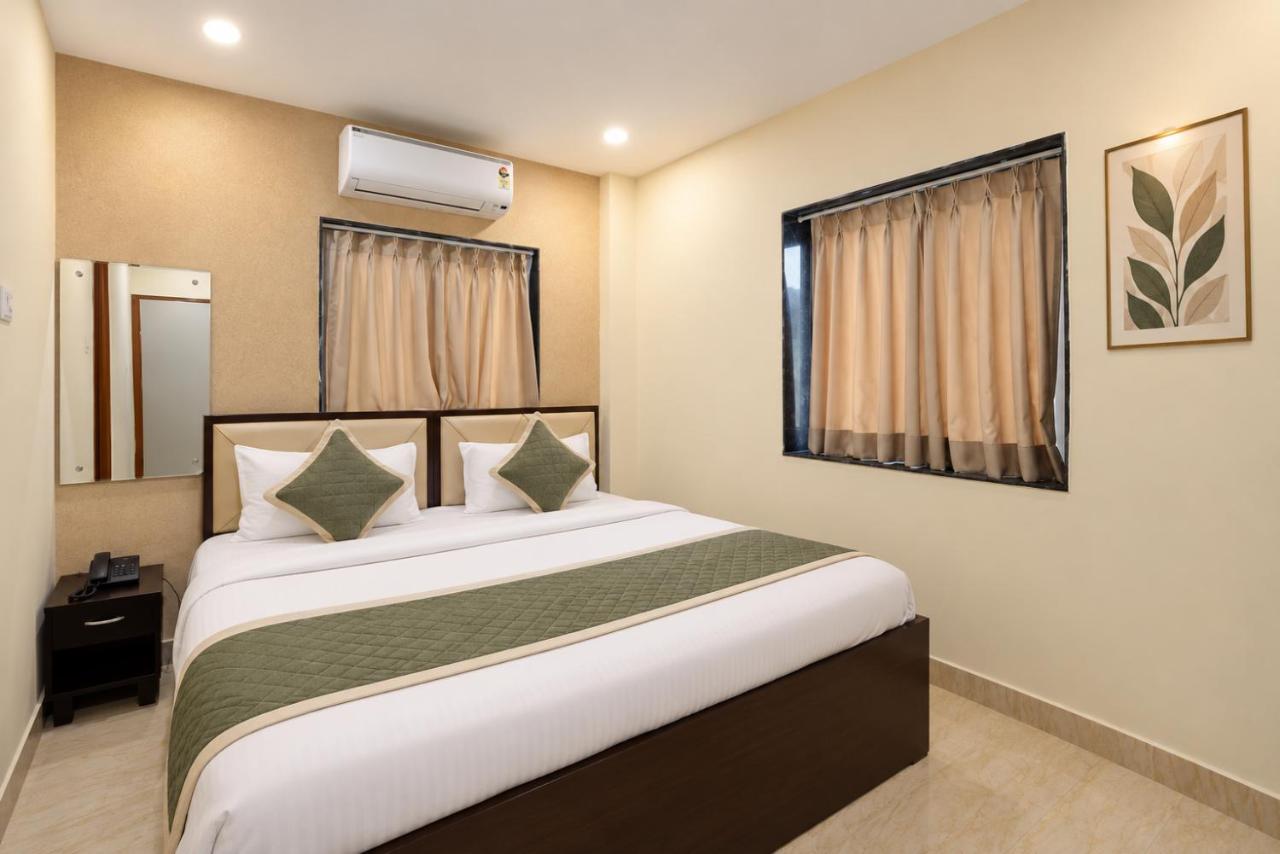Hotel Classic Royal Heritage Near Hitec City Madhapur - Bed and Breakfast Madhapur