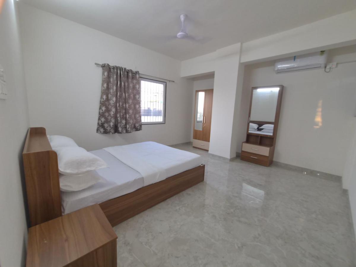 Aasawa Brothers Service Apartment - Ferienwohnung Aurangabad