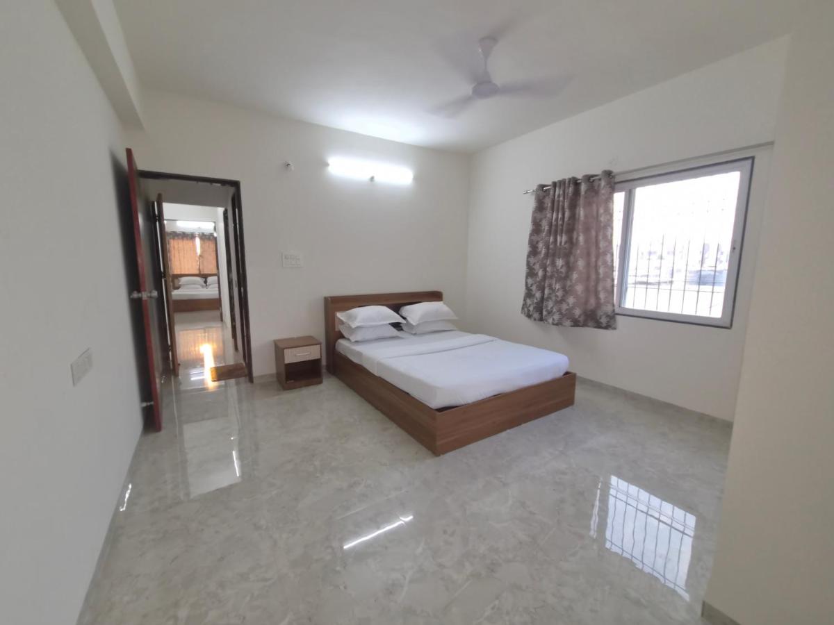 Aasawa Brothers Service Apartment - Ferienwohnung Aurangabad