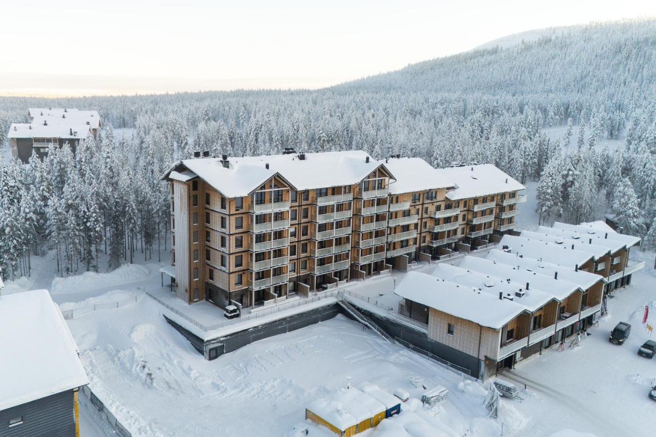 Ski-in Ski-out luxury corner apartment, 2 lift tickets - B&B Sirkka