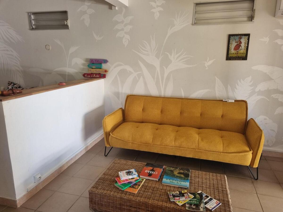 Studio Bougainvilliers chez Jérôme et Sophie - B&B La Trinité