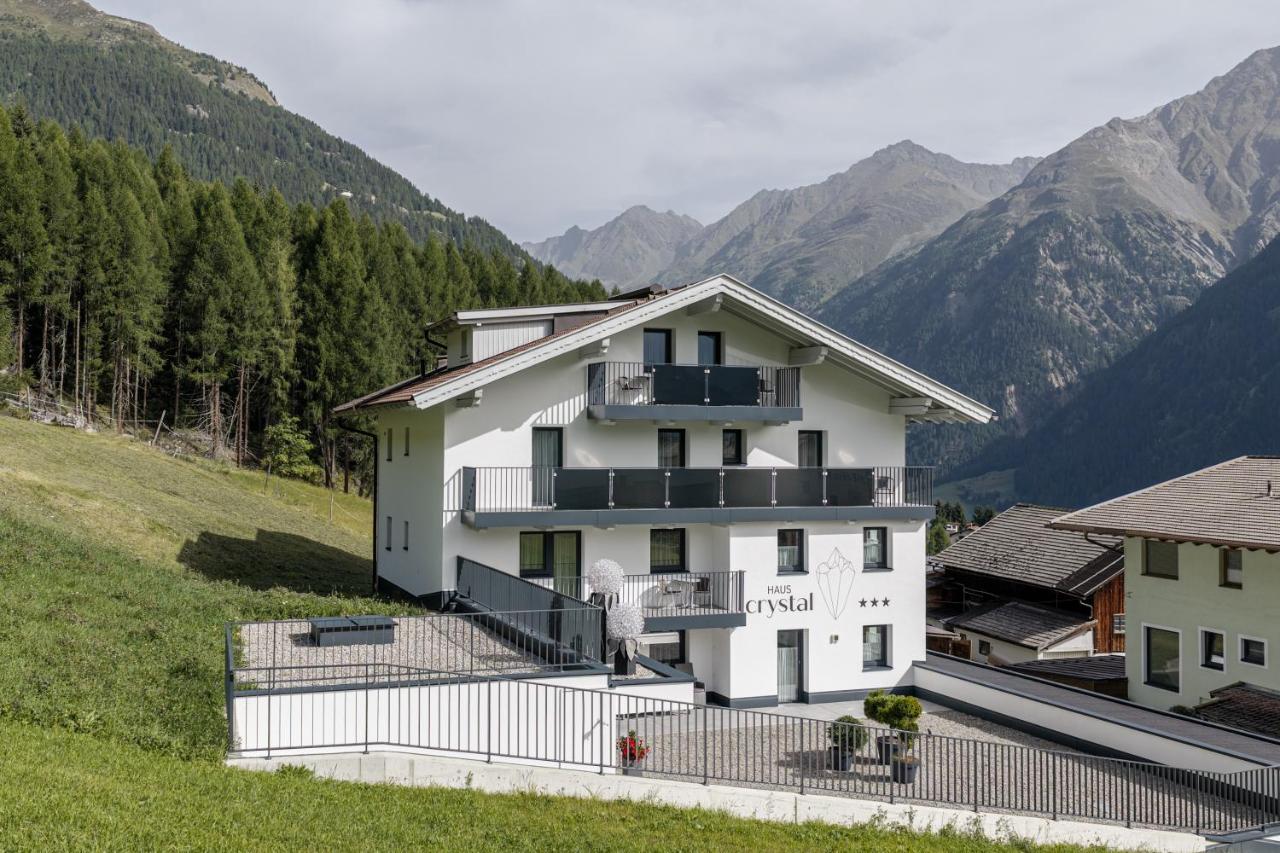 Haus Crystal - Bed and Breakfast Sölden