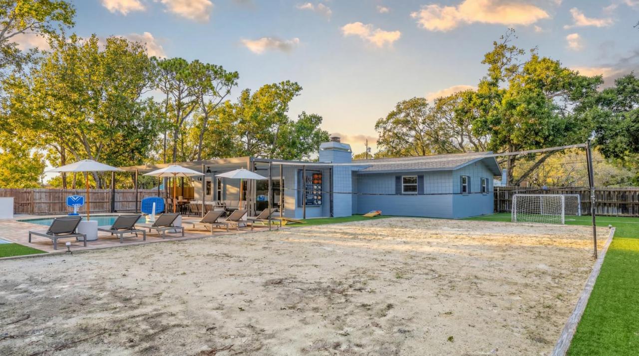 5-Bedroom Family Resort - Pool - Pickleball - Mini Golf - Volleyball - Chambres d'hôtes Seminole