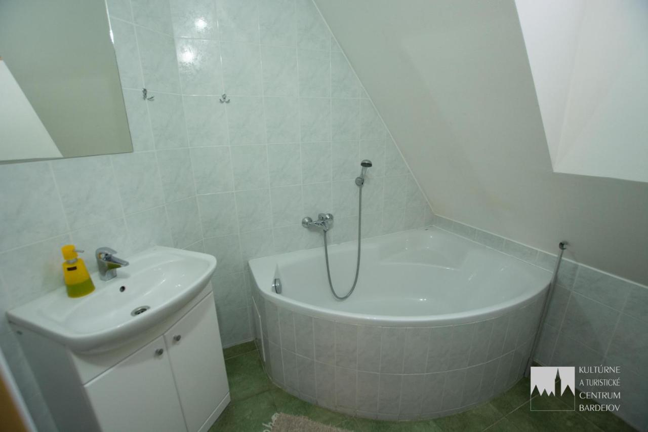 Camera Matrimoniale con Bagno Privato