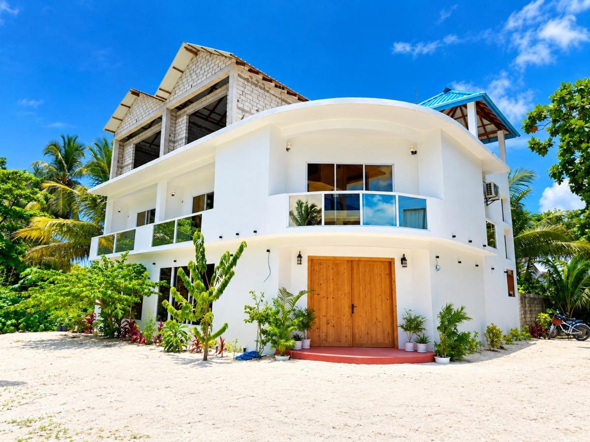 Blue Water Thoddoo Inn - Bed and Breakfast Thoddoo