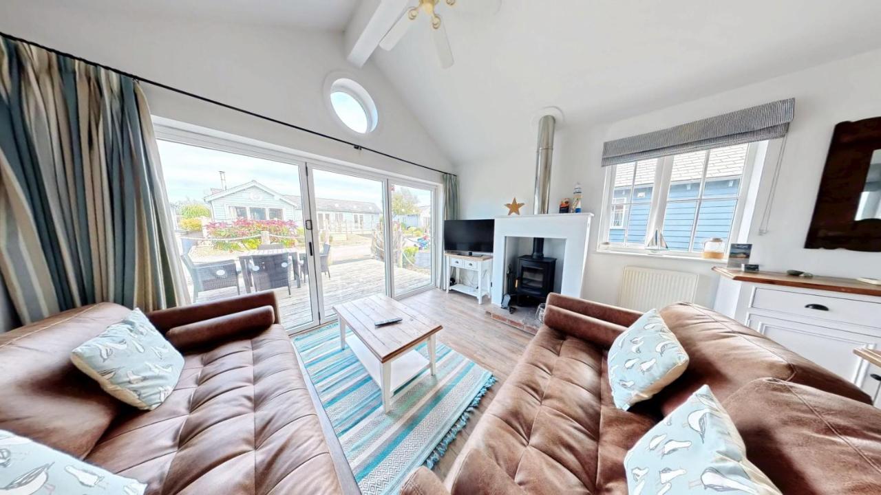 Sandy Collection - 2 next door beach houses - Part of the The Bay Filey Holiday Village with pool, gym and direct beach access, pub, restaurant, tennis and meadows walks - Chambres d'hôtes Filey