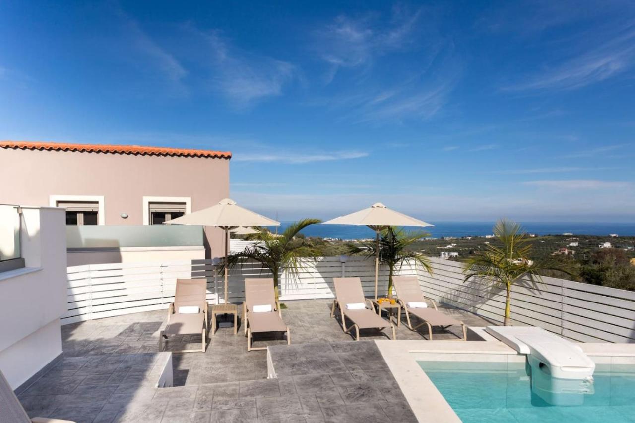 Seaview Family Villa Elea Terra with Private Pool & BBQ! - Ferienwohnung Maroulás