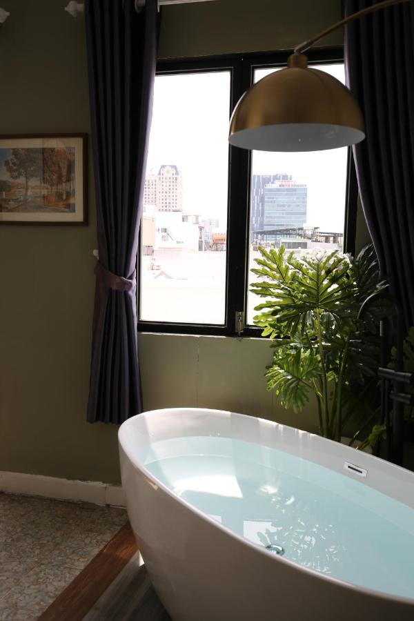 One-Bedroom Apartment with Balcony and City View